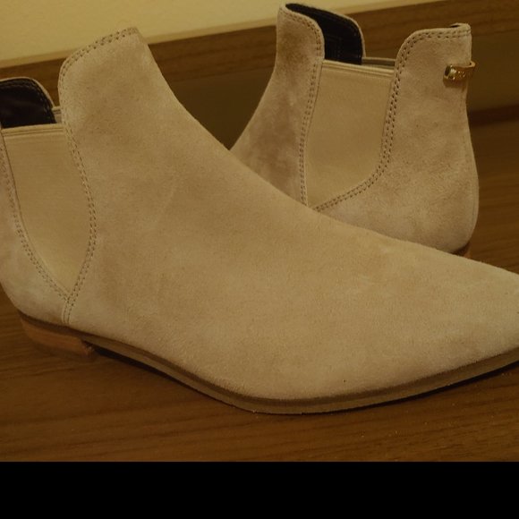 Cole Hann beige  Grand OS booties NEW - Picture 10 of 16